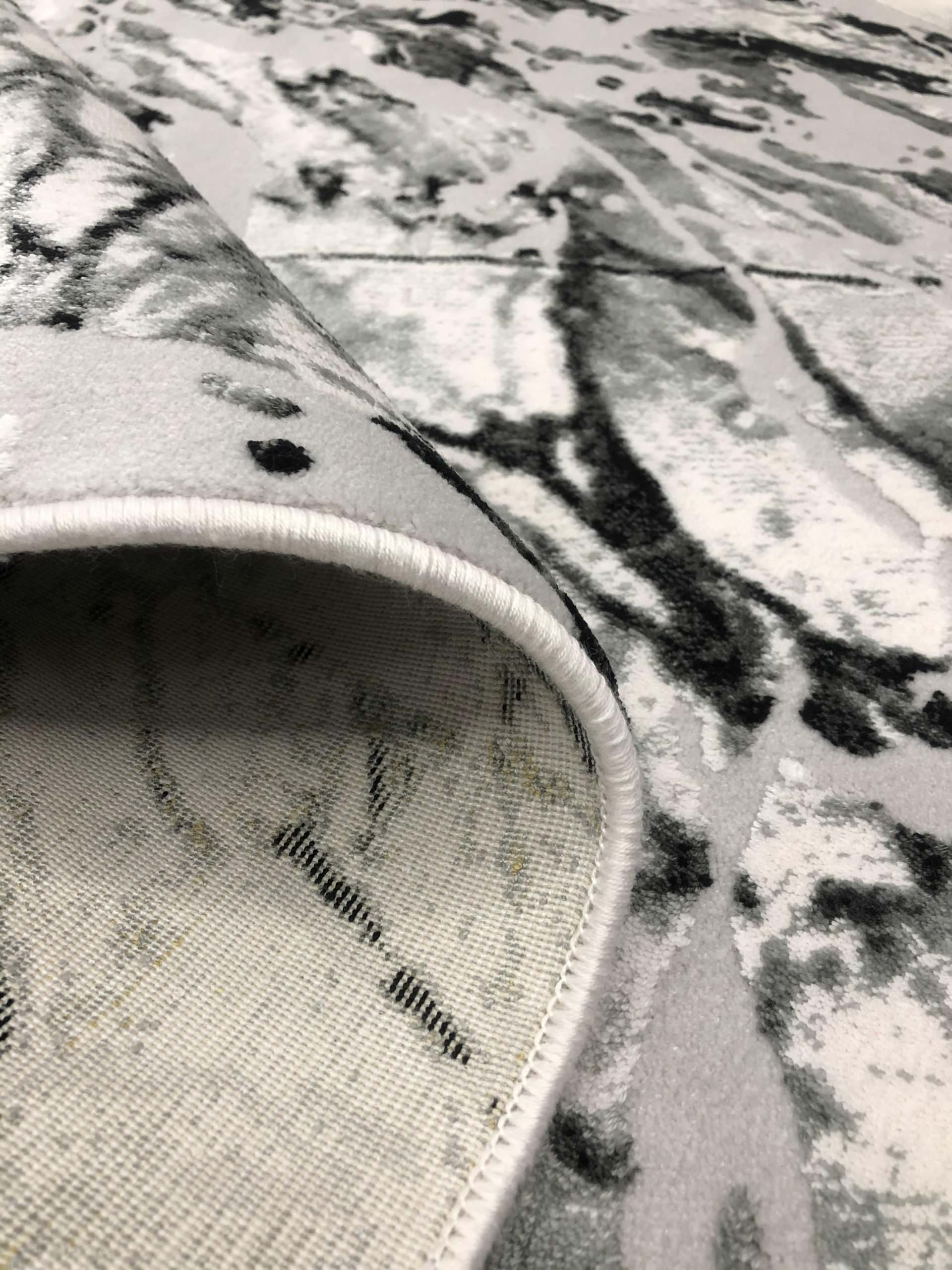Magda Rug