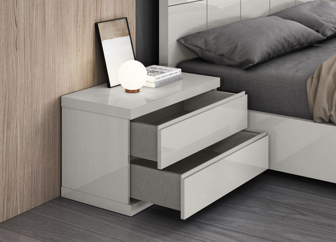 Anna Small Nightstand