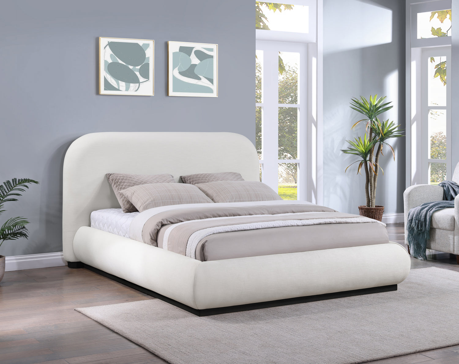 Vaughn Cream Queen Bed