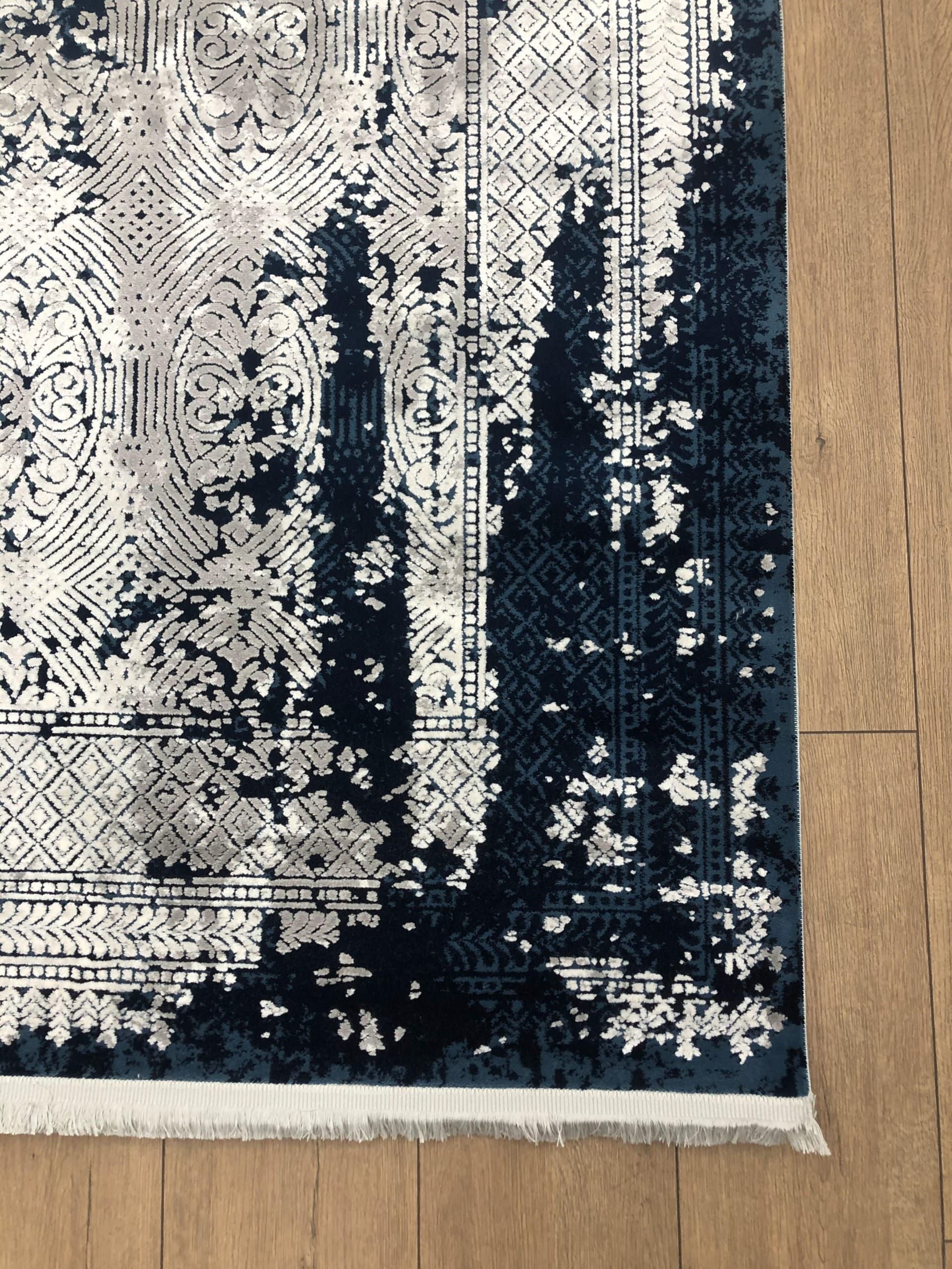 Juliet Area Rug